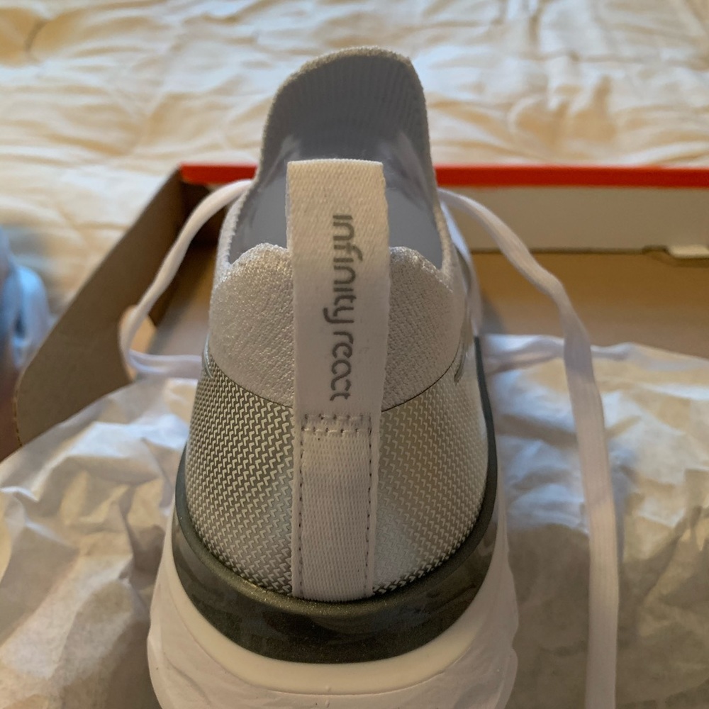Shoes - Picture 3 of 6
